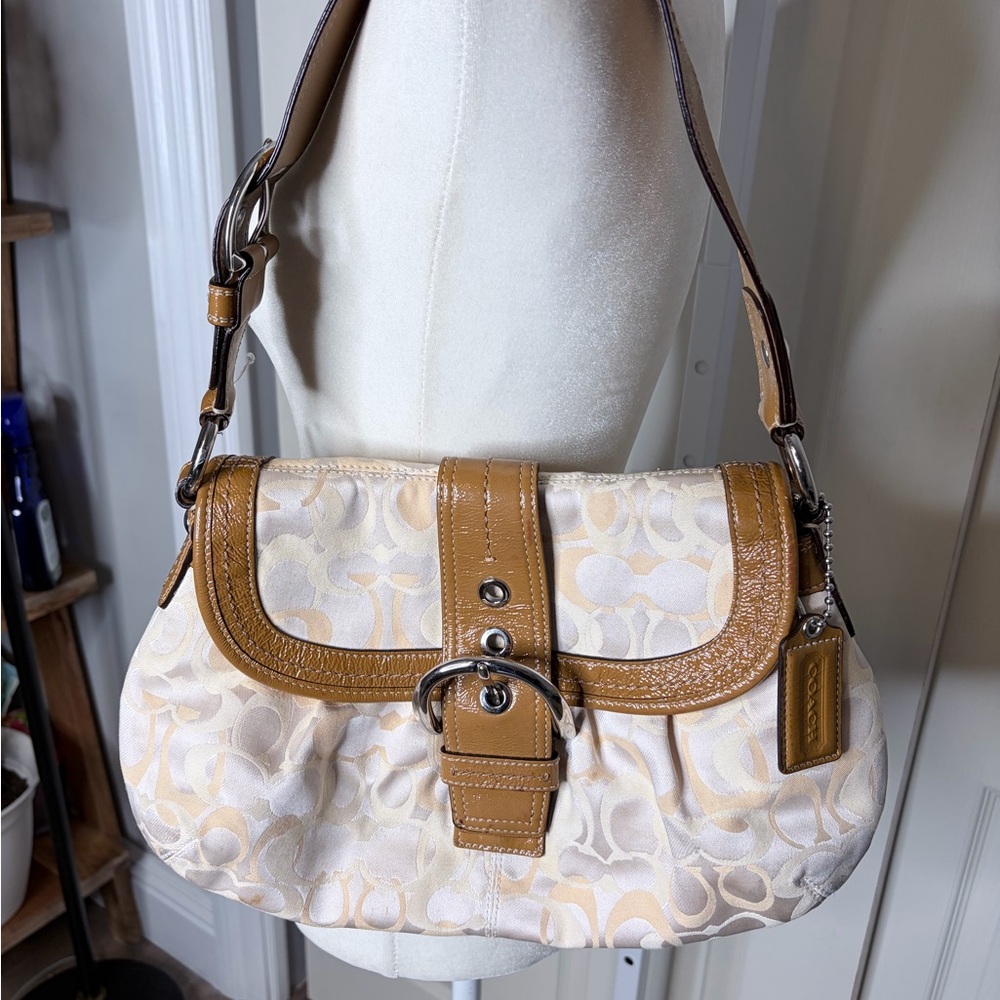 Vintage Coach Y2K Signature Soho Shoulder Handbag F15679 Khaki/Cream - Picture 3 of 12